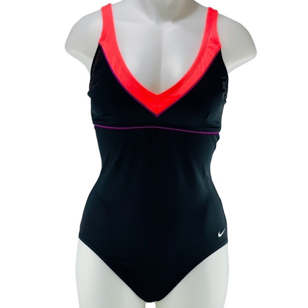 EUC- Nike ‘Fast Back’ Color Surge One Piece